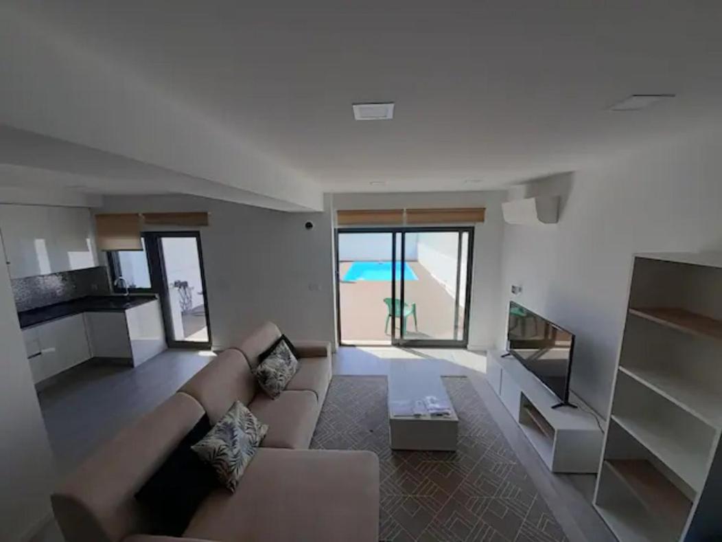 Lisbon Tagus River 2 Suites Private Pool D Алмада Екстер'єр фото