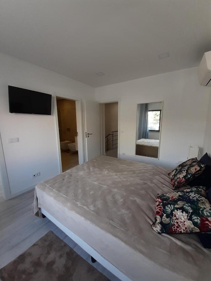 Lisbon Tagus River 2 Suites Private Pool D Алмада Екстер'єр фото